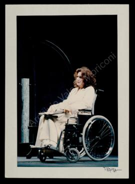 Vetri rotti. Valeria Moriconi