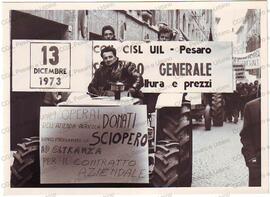 Testa del corteo in Corso XI Settembre - 1973