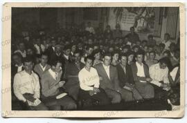 Pubblico in platea a un convegno - [195-?]