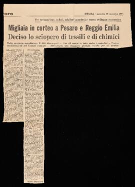 "Migliaia in corteo a Pesaro e Reggio Emilia" - 1971