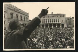 Comizio elettorale per le elezioni politiche del 1976