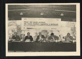 Rifiuti: dai vecchi problemi alle nuove frontiere legislative e gestionali